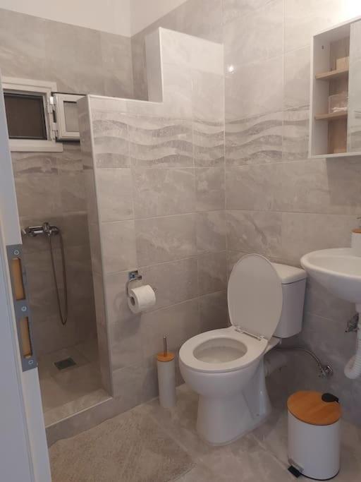 Houlia Home Διαμέρισμα Με Δωρεάν Χώρο Στάθμευσης Steniaí Extérieur photo