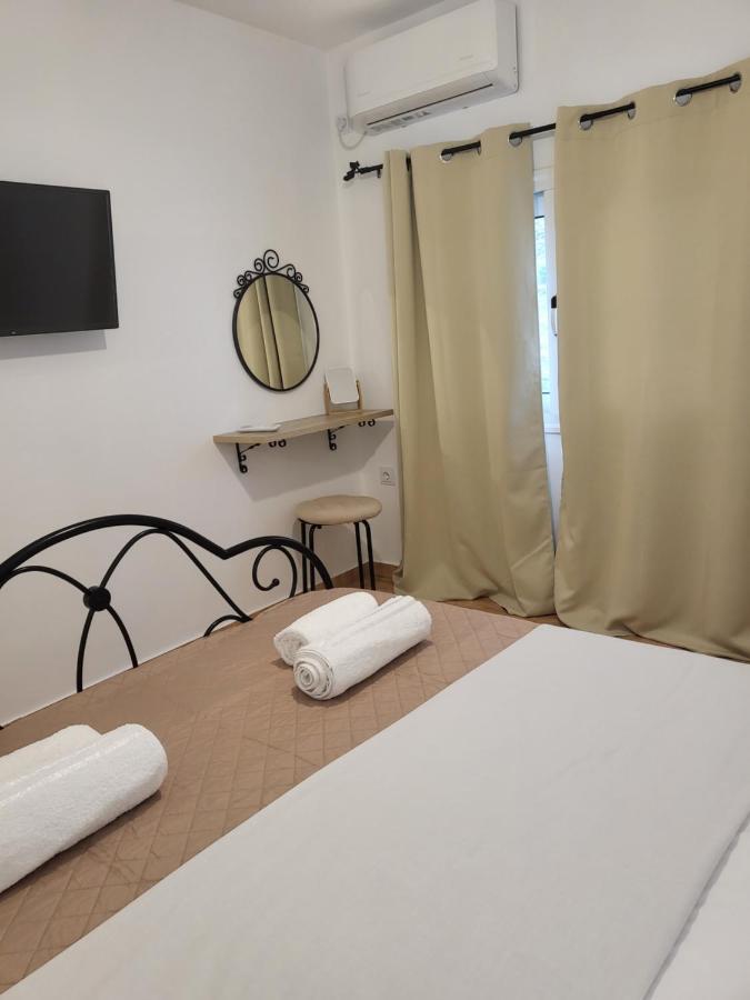 Houlia Home Διαμέρισμα Με Δωρεάν Χώρο Στάθμευσης Steniaí Extérieur photo