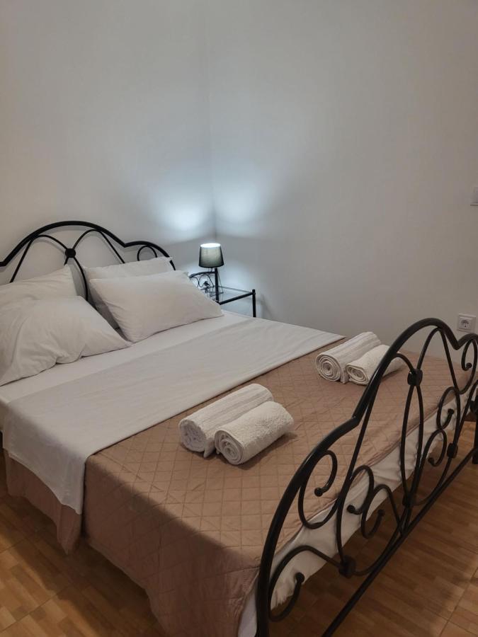 Houlia Home Διαμέρισμα Με Δωρεάν Χώρο Στάθμευσης Steniaí Extérieur photo