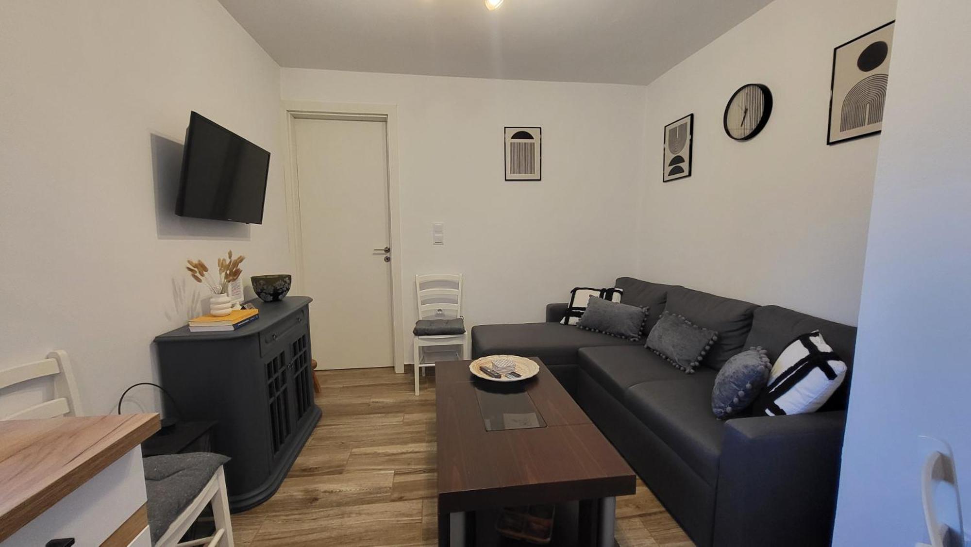Houlia Home Διαμέρισμα Με Δωρεάν Χώρο Στάθμευσης Steniaí Extérieur photo